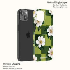 Emerald Bloom - iPhone 14 Case