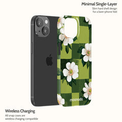 Emerald Bloom - iPhone 15 Case