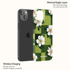 Emerald Bloom - iPhone 15 Plus Case
