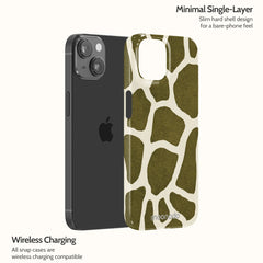 Olive Giraffe - iPhone 14 Case