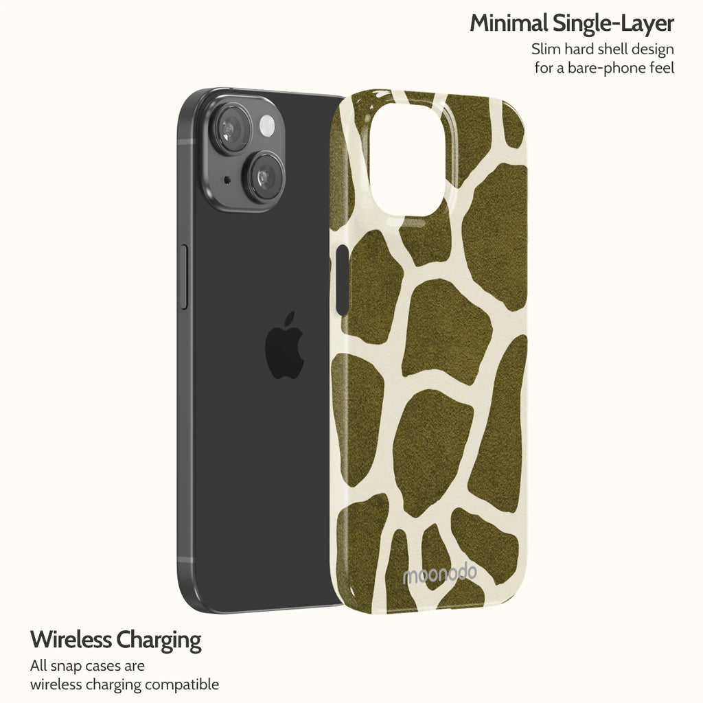 Olive Giraffe - iPhone 15 Case